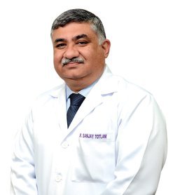Dr. Sanjay  Totlani - Royal Bahrain Hospital